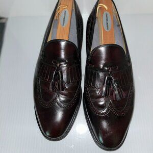 Johnston & Murphy Burgundy Wingtip Tassel Loafer, 10D